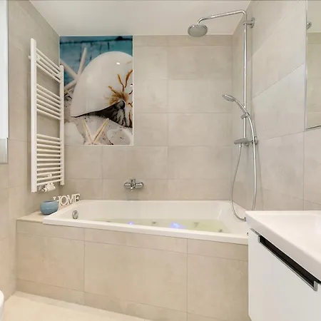 Holiday home Ferienhaeuser Traumzeit Zingst